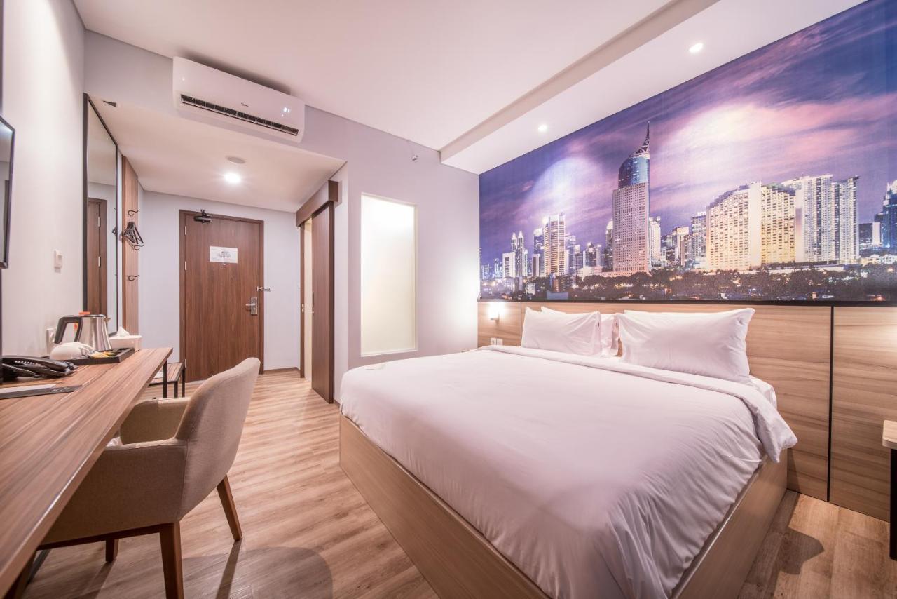 All Nite & Day Kebon Jeruk Jakarta Exterior photo